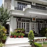 Rams Inn Connaught Place